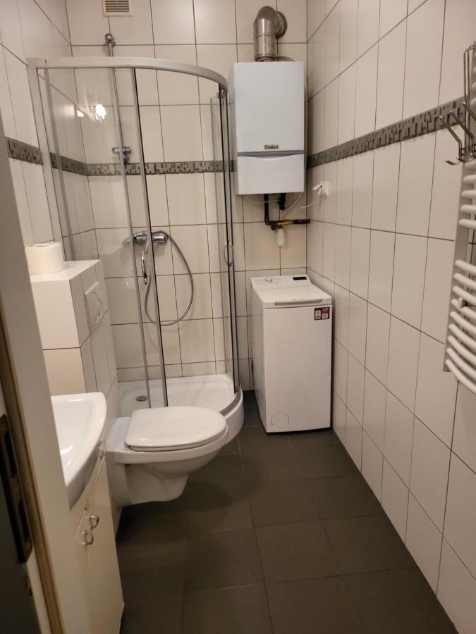 999 Aparthostel Хостел Краків